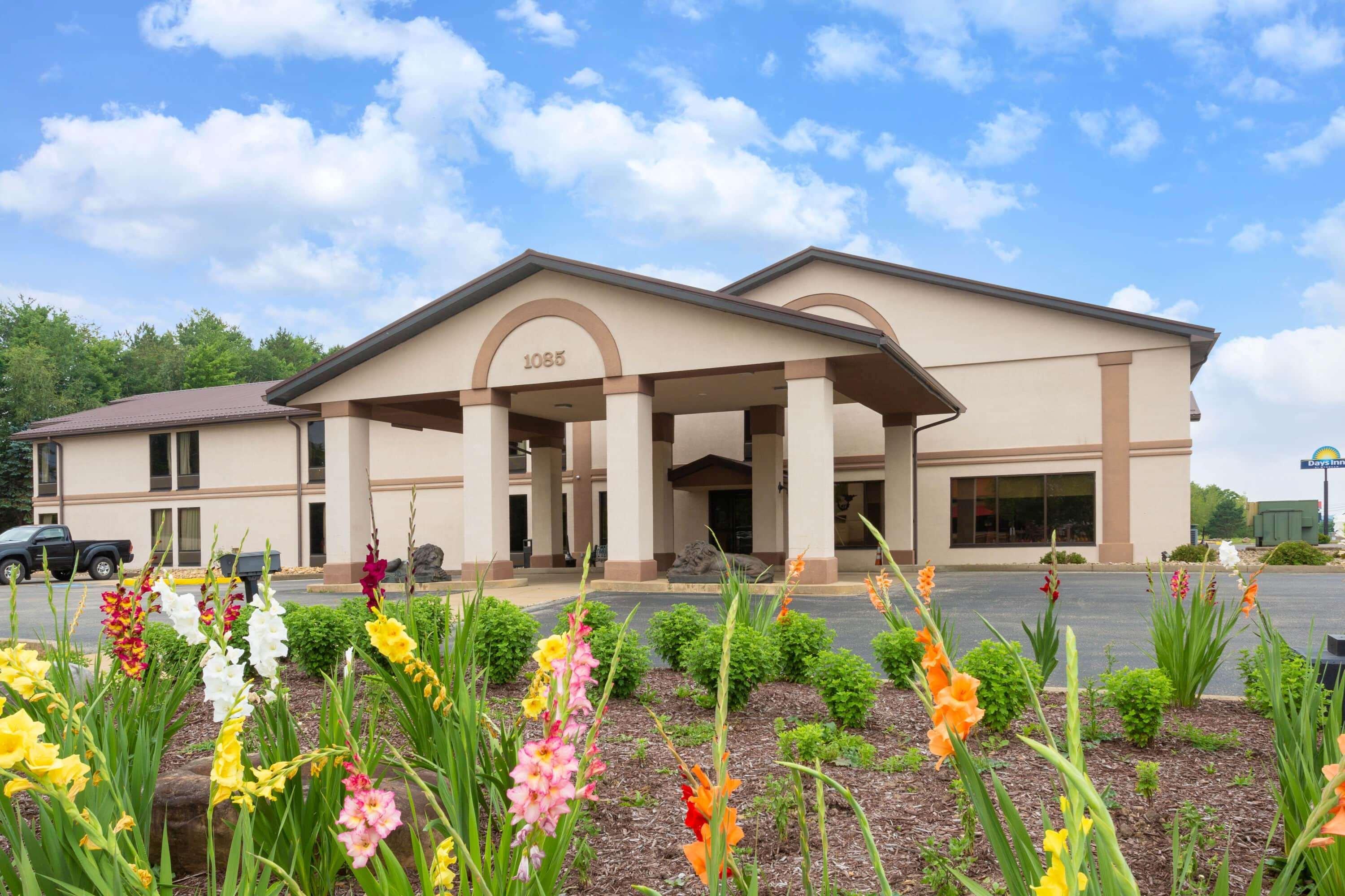 Days Inn By Wyndham Blairsville Екстериор снимка